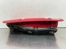 Load image into Gallery viewer, TAIL LIGHT LAMP ASSEMBLY Rover Disco II Disco SD Discovery 99-00 Left - NW602024