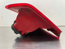 Load image into Gallery viewer, TAIL LIGHT LAMP ASSEMBLY Rover Disco II Disco SD Discovery 99-00 Left - NW602024