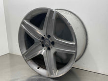 Load image into Gallery viewer, WHEEL RIM Gl350 Gl450 Gl550 10 11 12 21x10, 5 lug - NW609165