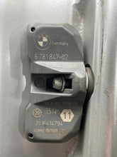 Load image into Gallery viewer, WHEEL RIM 535i Gt 550i Gt 740i 740il 750 HYBRID 09-17 19x8-1/2 ALLOY - NW612011