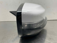 Load image into Gallery viewer, Side View Door Mirror Cadillac CTS 2017 - NW613895