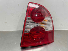 Load image into Gallery viewer, TAIL LIGHT LAMP ASSEMBLY Volkswagen Passat 01 02 03 04 05 Right - NW615290