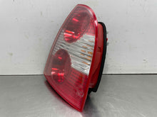 Load image into Gallery viewer, TAIL LIGHT LAMP ASSEMBLY Volkswagen Passat 01 02 03 04 05 Right - NW615290