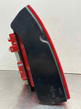 Load image into Gallery viewer, TAIL LIGHT LAMP ASSEMBLY Volkswagen Passat 01 02 03 04 05 Right - NW615290