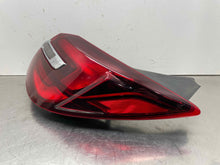Load image into Gallery viewer, TAIL LAMP LIGHT - NW577652