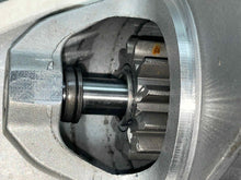 Load image into Gallery viewer, Starter Motor 2024 - NW627822
