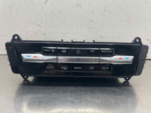 Load image into Gallery viewer, Temperature Controls Ford Explorer 2022 - NW577740