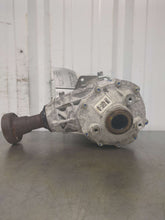 Load image into Gallery viewer, Transfer Case Lincoln MKC 2017 - NW578146
