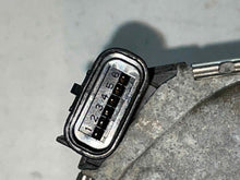 Load image into Gallery viewer, THROTTLE BODY Ford F150 Mountaineer Explorer 2009 09 2010 10 - NW578147