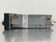 Load image into Gallery viewer, Radio Audi TT 2001 01 2002 02 2003 03 AM FM CD - NW637908