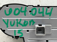 Load image into Gallery viewer, Temperature Controls GMC Yukon 2015 - NW639548