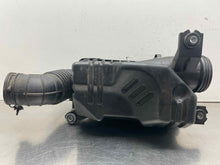 Load image into Gallery viewer, AIR CLEANER BOX Hyundai Accent Veloster 12 13 14 15 16 17 - NW641942