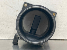 Load image into Gallery viewer, Mass Air Flow Sensor Meter MAF A4 A6 Passat 00 01 02 03 04 05 - NW643065