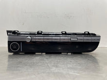 Load image into Gallery viewer, Radio 2022 - NW643843