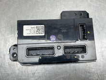 Load image into Gallery viewer, Computer 2022 - NW643779