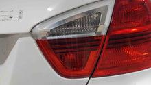 Load image into Gallery viewer, TRUNK LID MOUNTED TAIL LIGHT LAMP 323i 325ci 325i 328i 330ci 06-08 Right - NW579589