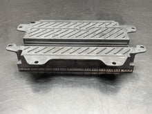 Load image into Gallery viewer, Radio E-PACE 2020 - NW645006