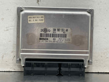 Load image into Gallery viewer, ECU ECM COMPUTER AUDI A4 A6 PASSAT 99 00 01 2.8 V6 ATQ - NW652754