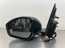 Load image into Gallery viewer, Side View Door Mirror DISCOVERY SPORT 2020 - NW653672