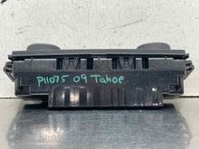 Load image into Gallery viewer, REAR TEMPERATURE CONTROLS Silverado 1500 Pickup 07-09 - NW661710