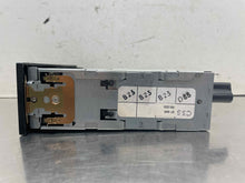 Load image into Gallery viewer, Radio 2009 - NW662456