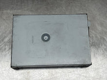Load image into Gallery viewer, Computer 2009 - NW662053
