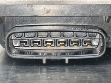 Load image into Gallery viewer, THROTTLE BODY GS350 IS350 GS450H 2006 06 2007 07 08 09 10 11 12 13 - NW581173