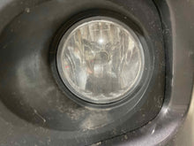 Load image into Gallery viewer, FOG LIGHT Yukon G8 Tahoe Camarao 2007 07 2008 08 2009 09 2010 10 11 12 13 - NW581862