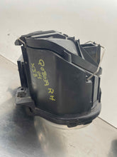 Load image into Gallery viewer, HEADLIGHT LAMP ASSEMBLY Jaguar Vanden Pl XJ8 XJ8L XJR 04 05 Right - NW682026