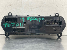 Load image into Gallery viewer, Temperature Controls Ford Escape 2017 - NW685548