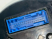 Load image into Gallery viewer, Speedometer Cluster SILVERADO 1500 PICKUP 2017 - NW688490