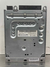 Load image into Gallery viewer, AMPLIFIER E250 Van CLS550 CLS63 E250D E300 E350 E400 E550 E63 12-20 - NW693683