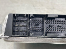Load image into Gallery viewer, ECU ECM COMPUTER Mercedes C240 C320 2004 04 2005 05 - NW696353