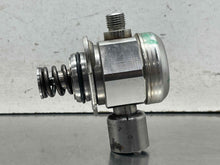 Load image into Gallery viewer, FUEL PUMP Jaguar Vanden Pl XF XFR XJ XJL XJR XK XKR 2010-2015 - NW707279