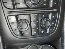 Load image into Gallery viewer, Temperature Controls CASCADA 2018 - NW584860