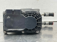 Load image into Gallery viewer, THROTTLE BODY Toyota Highlander Camry Scion TC Rav 4 Sienna Venza 2009 09 10 11 - NW584789