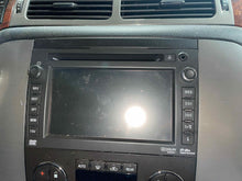 Load image into Gallery viewer, Radio YUKON XL 1500 2013 - NW585340