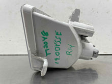 Load image into Gallery viewer, TURN SIGNAL LIGHT LAMP Odyssey 18 19 20 Bumper Mounted Right - NW585880