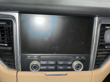 Load image into Gallery viewer, Info-Gps Screen PORSCHE MACAN 2018 - NW585903