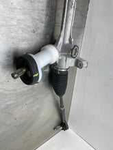 Load image into Gallery viewer, Steering Gear Rack SANTA CRUZ 2022 - NW587351