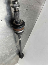 Load image into Gallery viewer, Axle Shaft SANTA CRUZ 2022 - NW587057