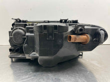 Load image into Gallery viewer, HEADLIGHT LAMP ASSEMBLY 325ci 325i 330ci 330i 330xi 04-06 Right - NW587313