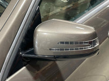 Load image into Gallery viewer, SIDE VIEW DOOR MIRROR E250D E300 E350 E400 E550 E63 11-14 Left - NW589516