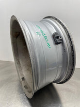 Load image into Gallery viewer, WHEEL RIM E300 E350 E400 E550 E63 11-13 18x8-1/2 - NW589614