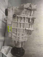 Load image into Gallery viewer, TRANSFER CASE Kia Telluride 20 21 22 23 24 - NW589242