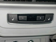Load image into Gallery viewer, Temperature Controls AUDI Q7 2018 - NW589895