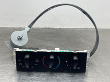 Load image into Gallery viewer, Temperature Controls Ford Mustang 2002 - NW591261