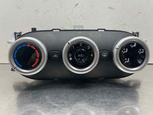 Load image into Gallery viewer, Temperature Controls FIAT 500 2014 - NW592852