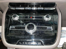 Load image into Gallery viewer, Radio CORSAIR 2020 - NW592879