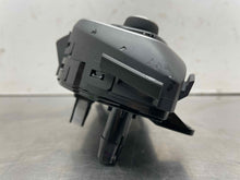 Load image into Gallery viewer, Temperature Controls Hyundai Elantra 2018 - NW592527
